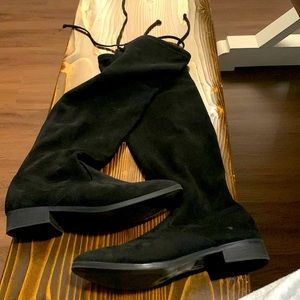 No boundaries size 10 heel boots/ Color-Black / Size/ 10